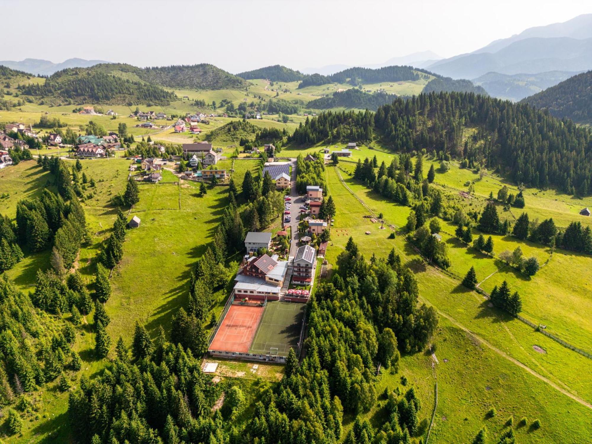 Resort Europark Фундата Экстерьер фото